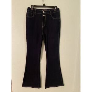 Vipones Women’s Slim Fitting Flair Jeans Size 8